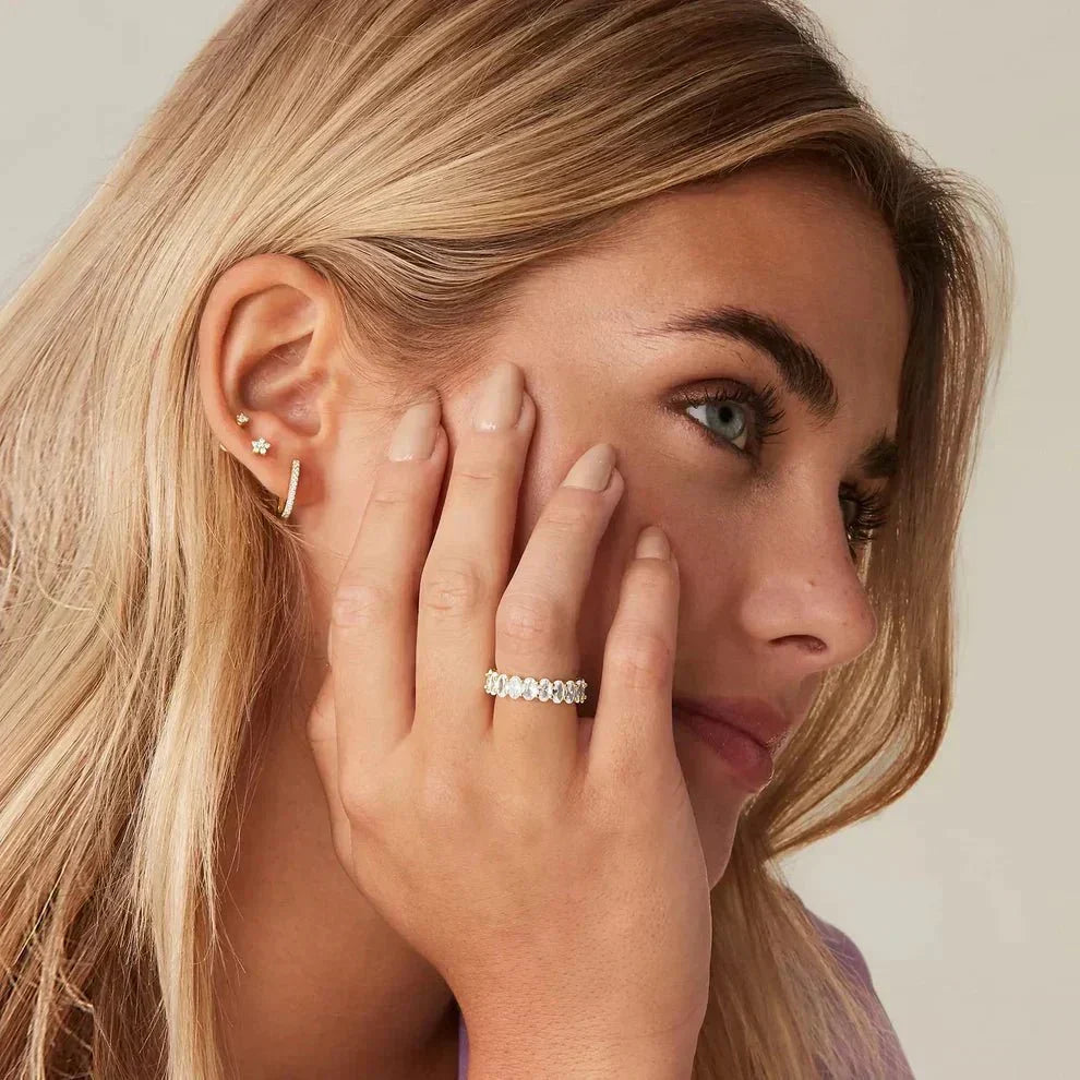 Antoinette Glowing Ring in Gold