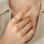 Calla Brilliant Ring in Gold