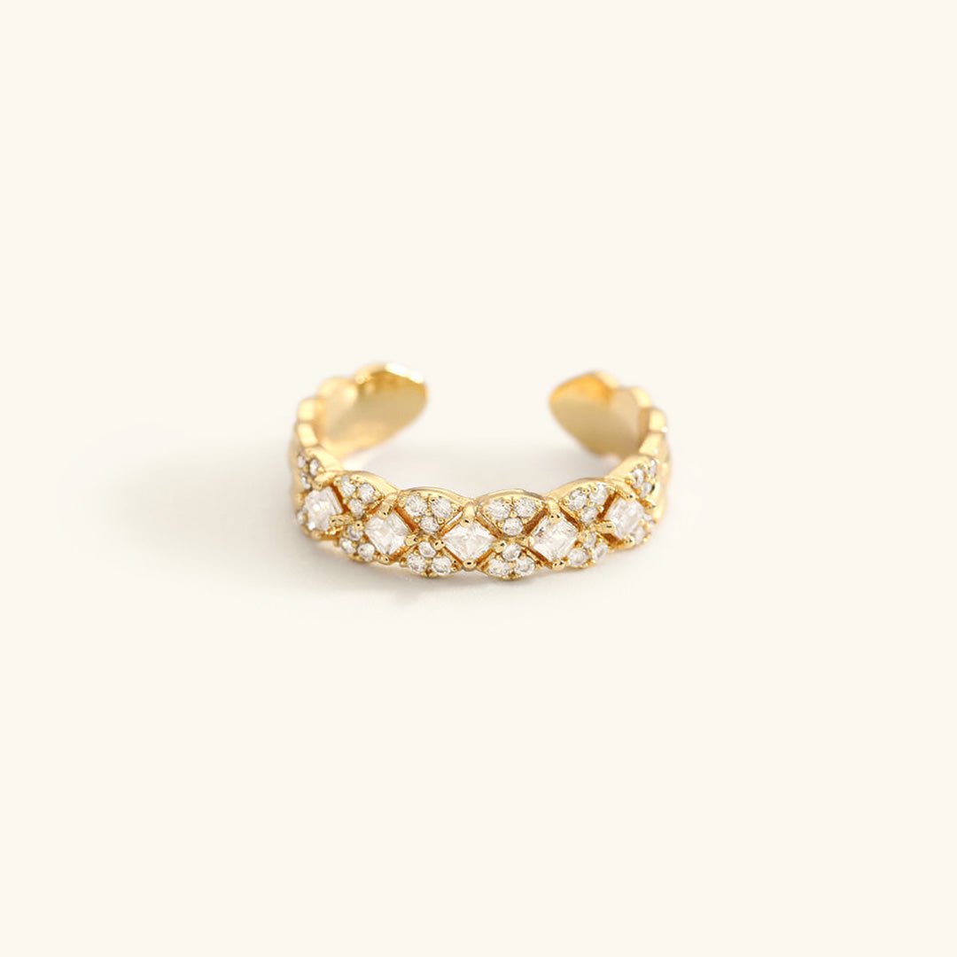 Camille Patterned Ring in Gold