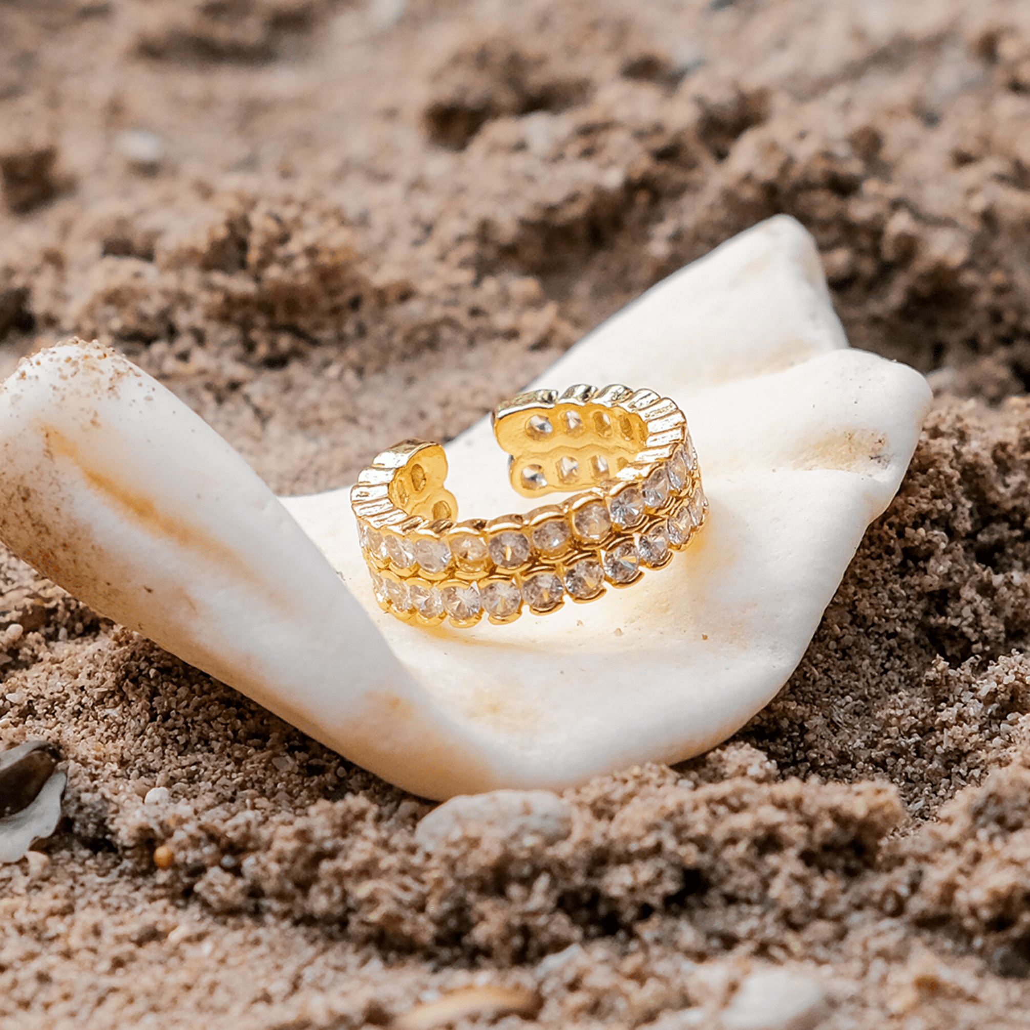 Cassandra Stone-Set Ring in Gold