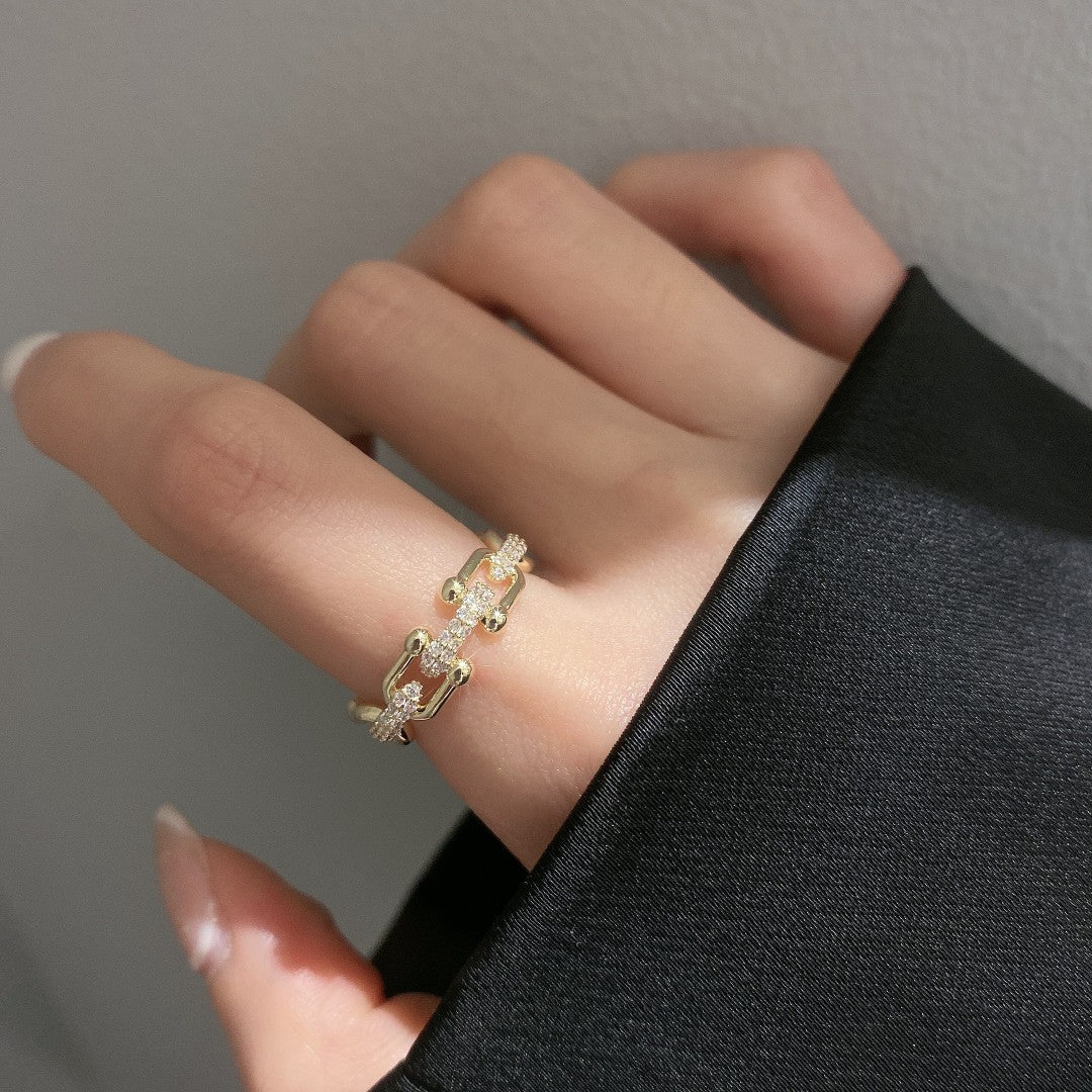 Chloe Open Ring in Gold
