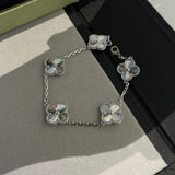 Clover Bracelet in Silver