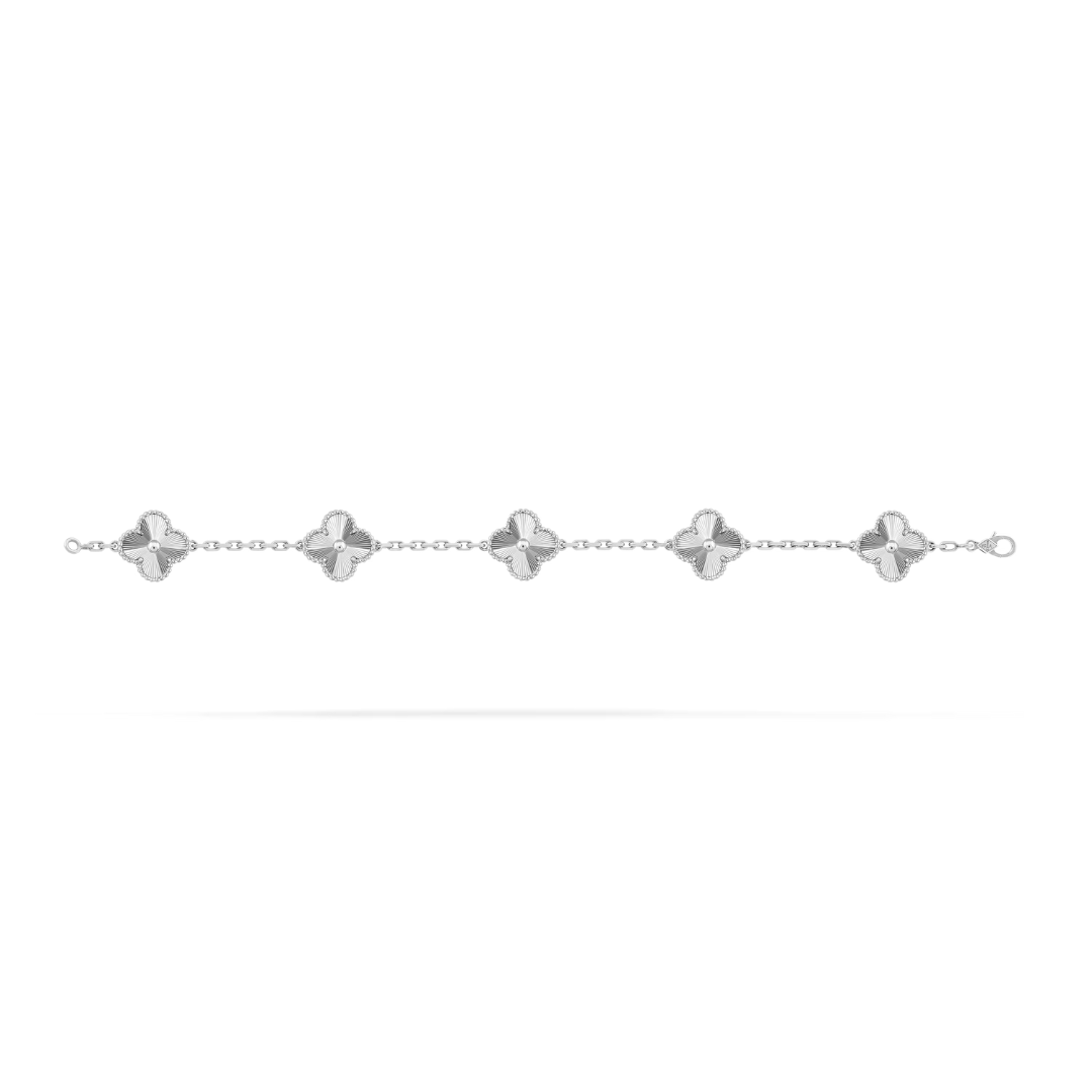 Clover Bracelet in Silver