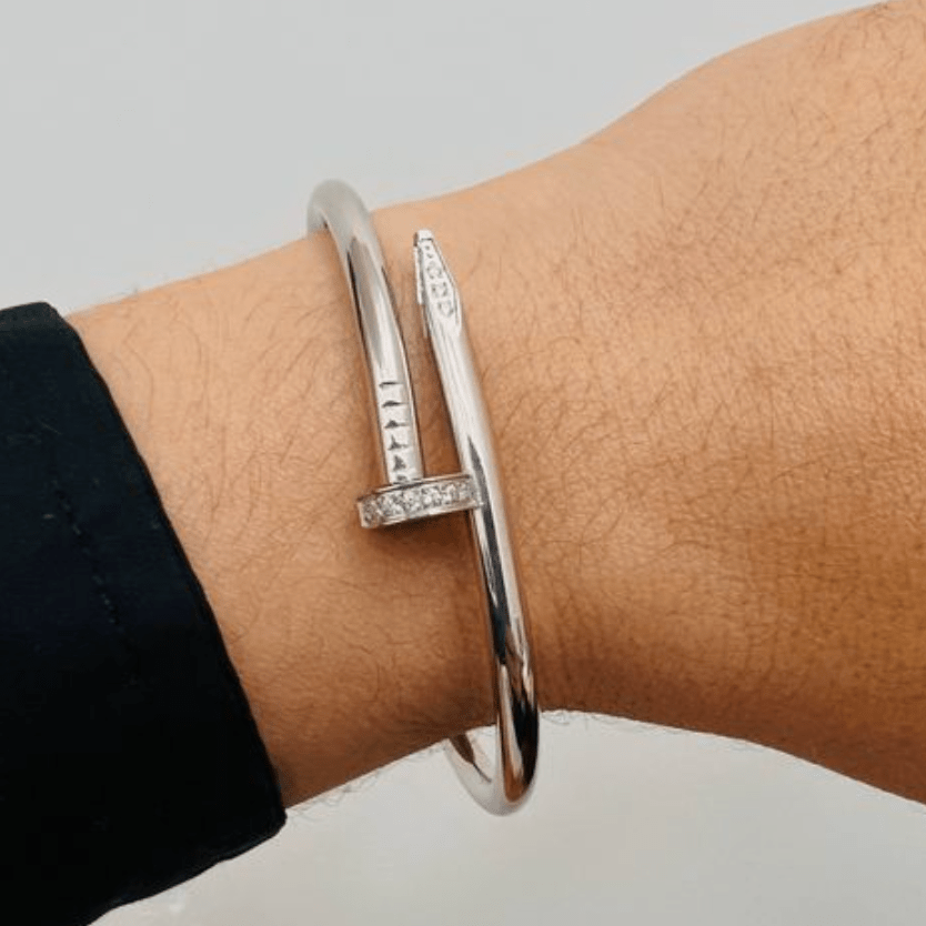 Elegance Nail Bracelet in Silver