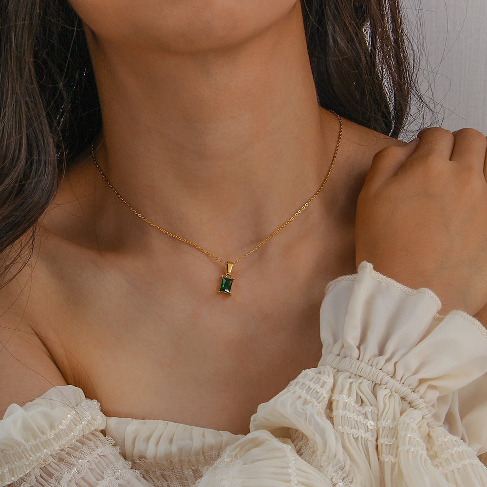 Emi Necklace Green