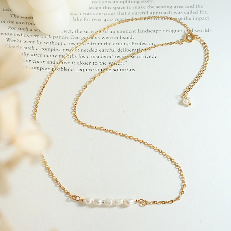 Fleur Pearl Necklace in Gold