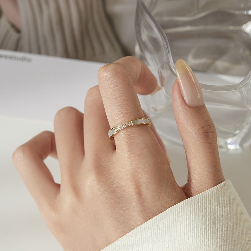 Gabrielle Thin Ring in Gold