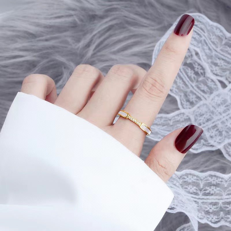 Gabrielle Thin Ring in Gold
