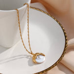 Kimberly Pearl Necklace in Gold