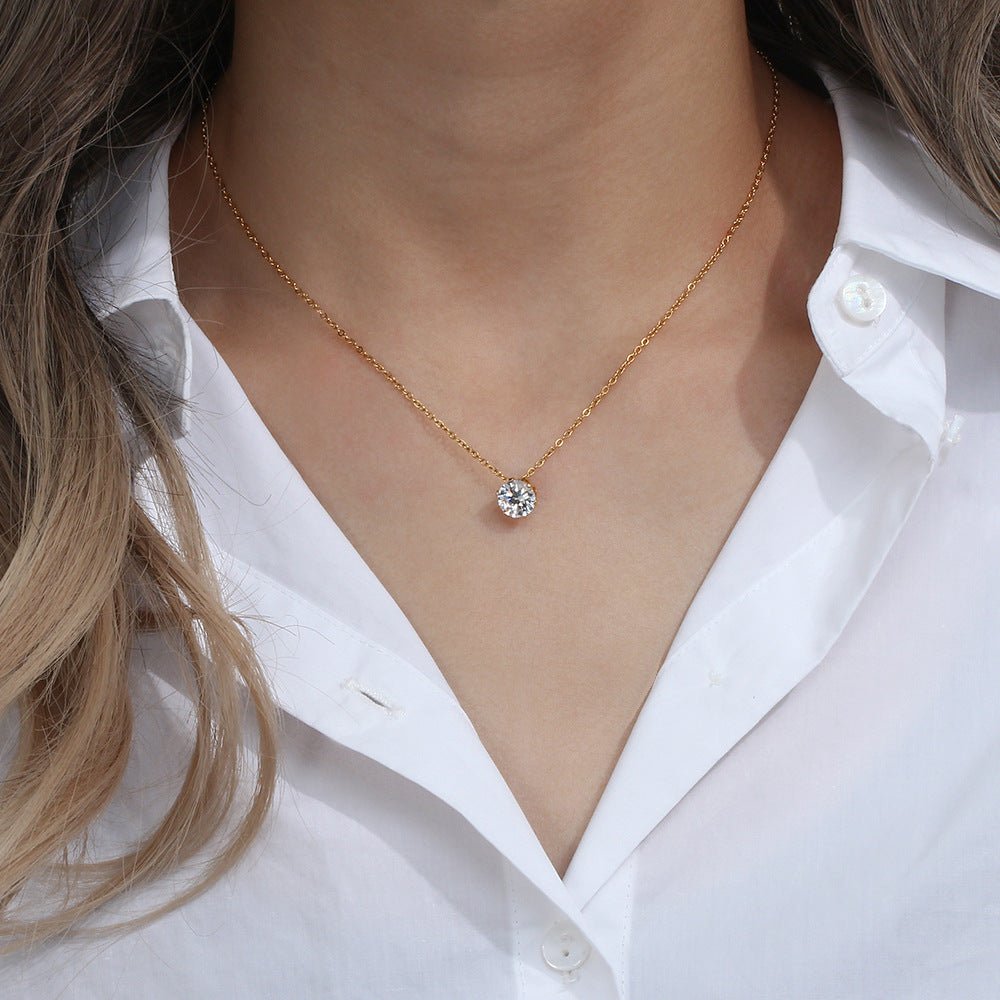 Kyla Solitaire Necklace in Gold