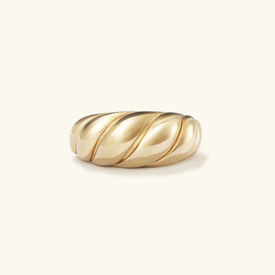 Lorelei Glossy Croissant Ring