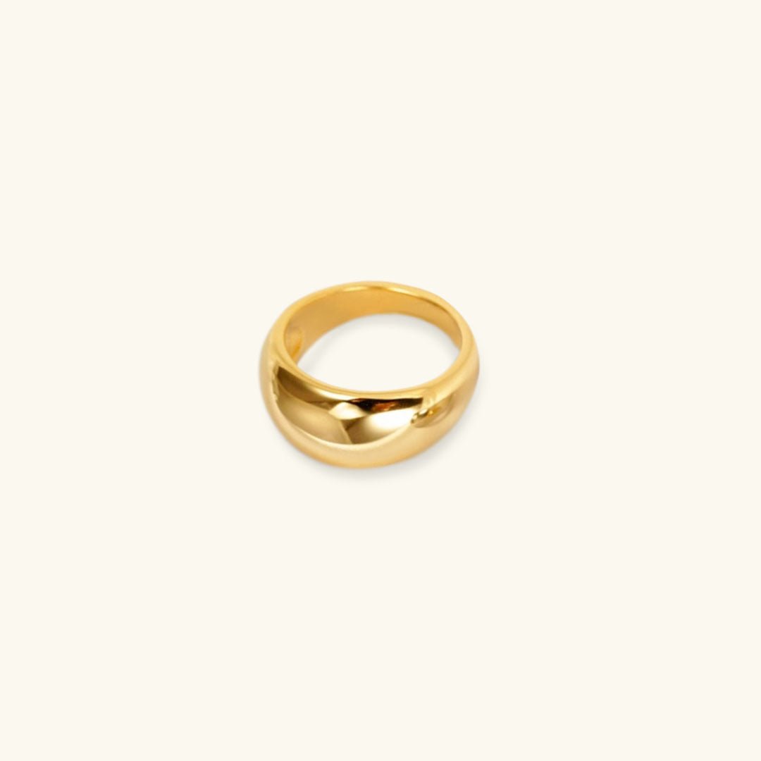Lyra Smooth Ring