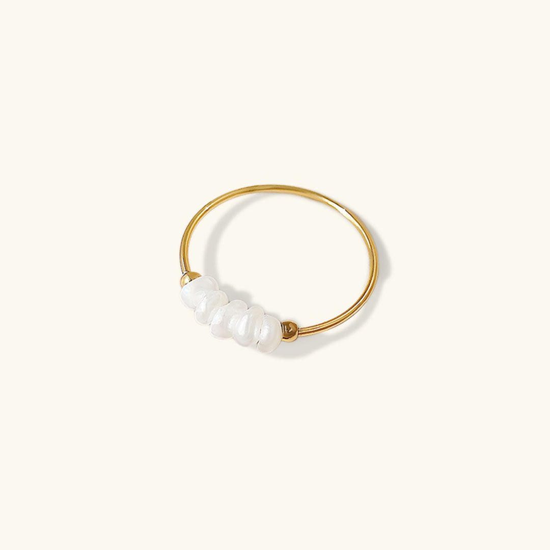 Magnolia Pearl Ring in Gold