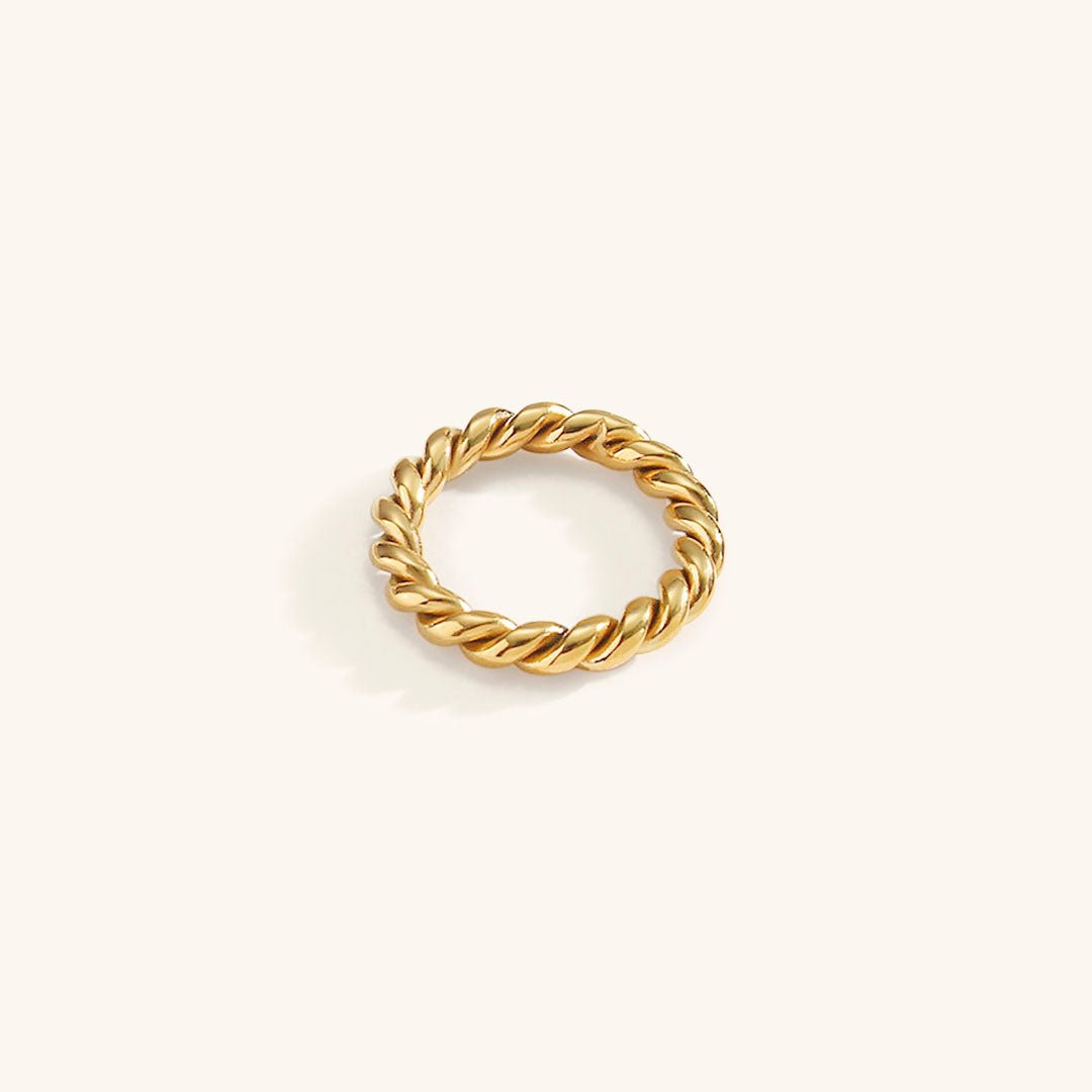Melody Twisted Ring