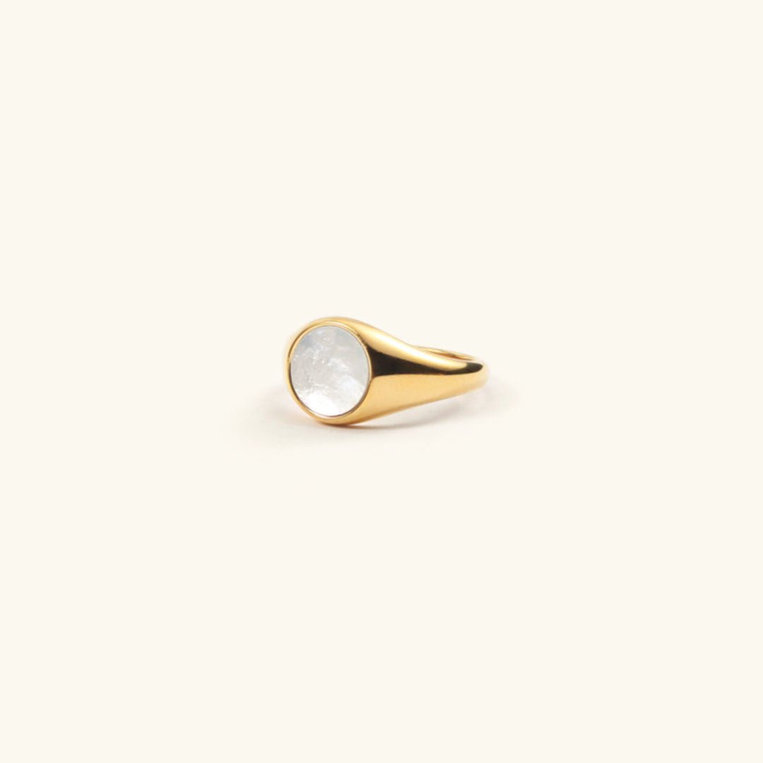 Mother of Pearl Ring in Gold
