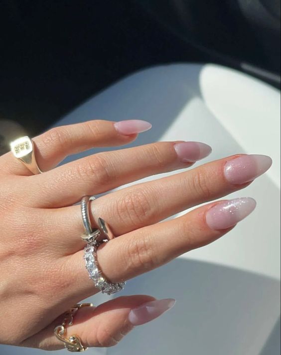 Nail Ring in Silver