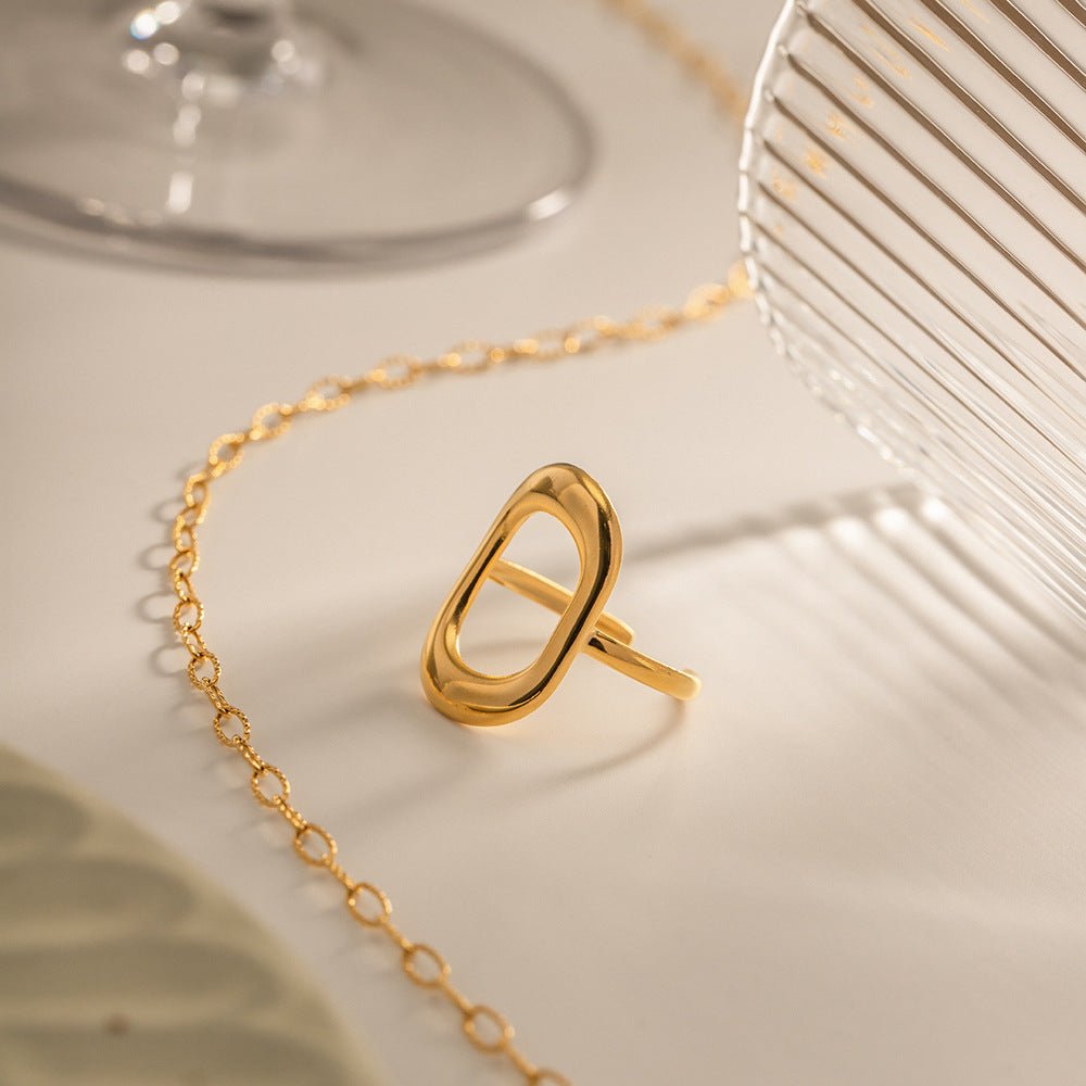 Noelle Irregular Ring in Gold