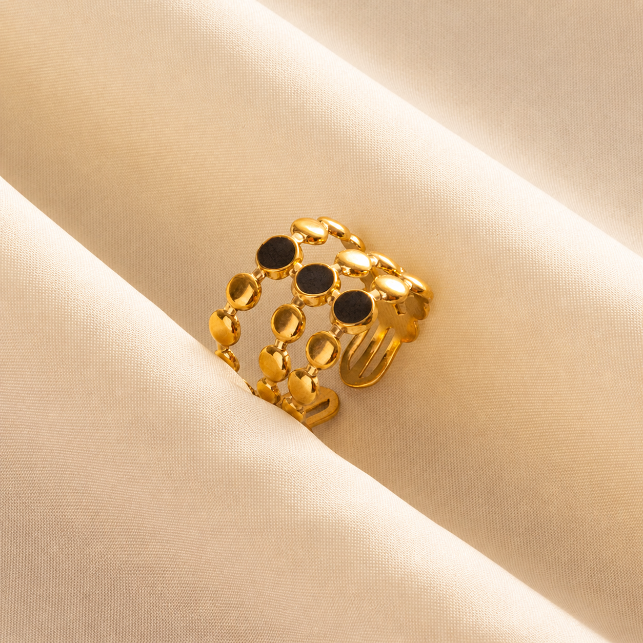 Remy Circle Pattern Ring