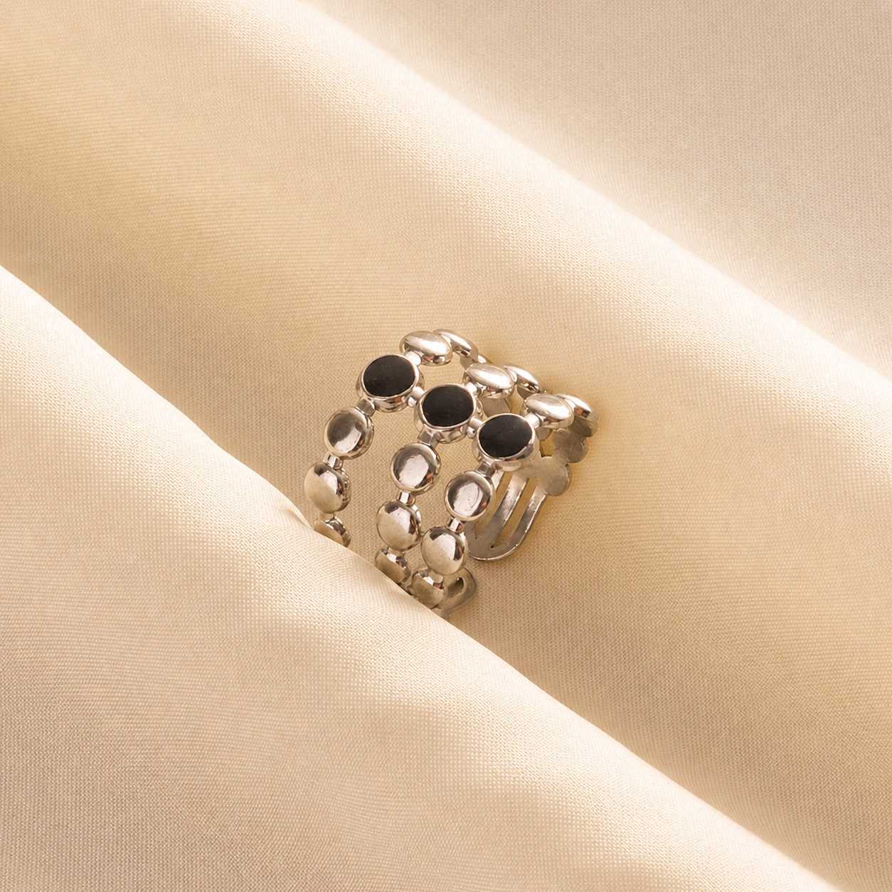 Remy Circle Pattern Ring