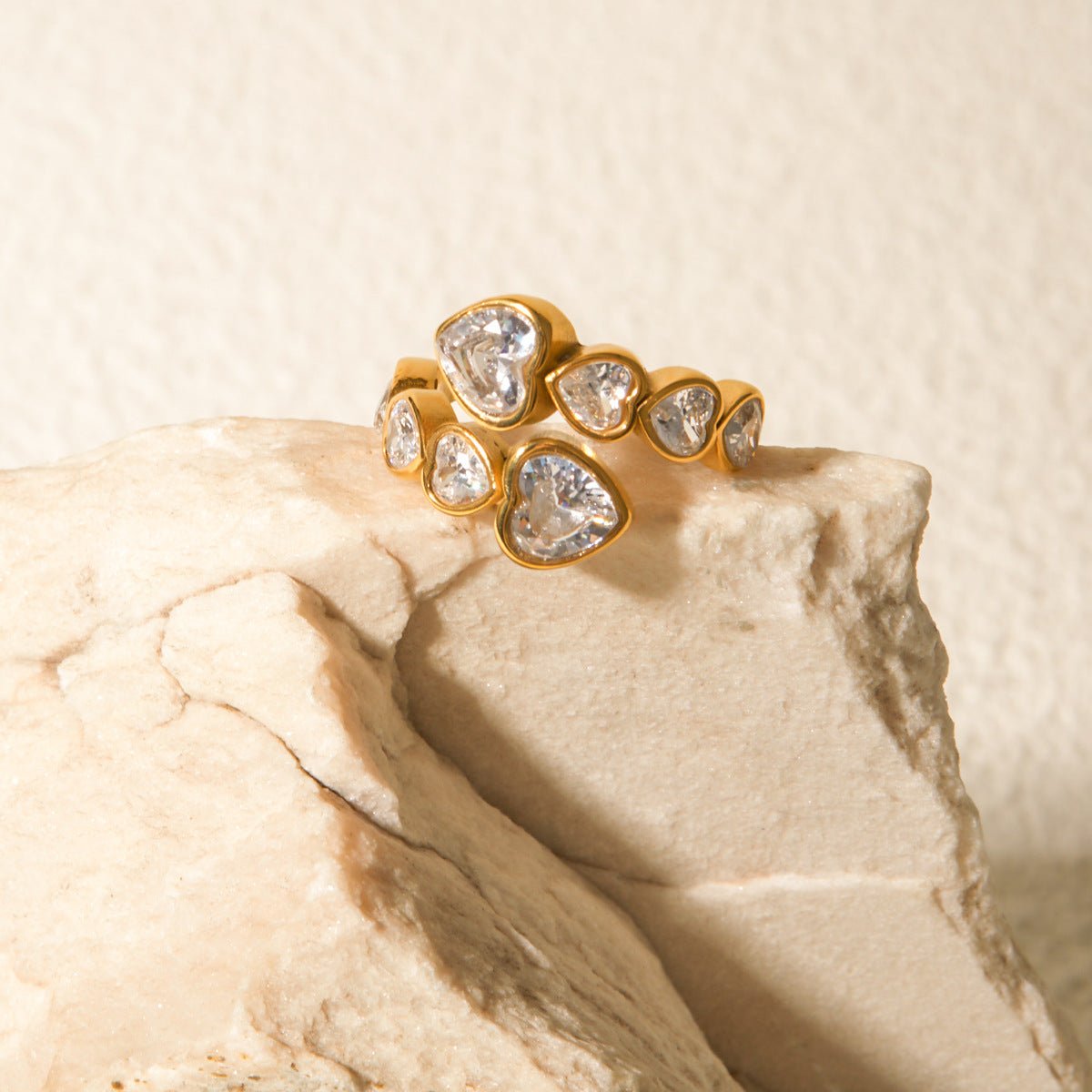 Romy Heart Ring in Gold