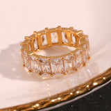 Sanna Diamond Ring in Gold