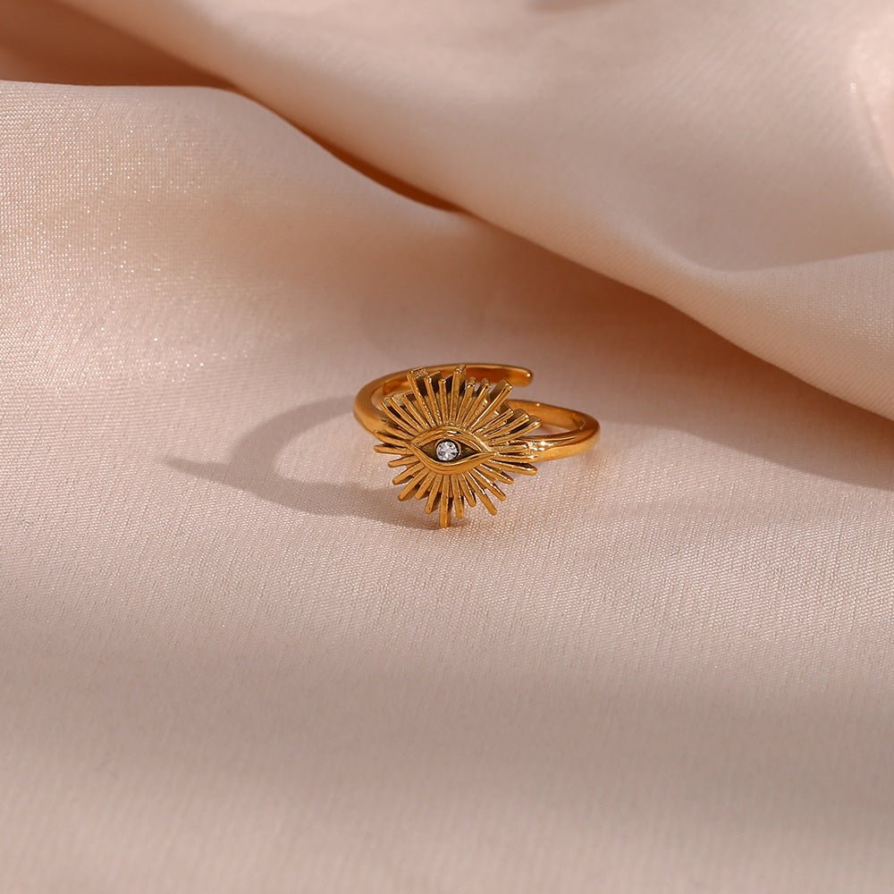Solana Sunburst Ring in Gold