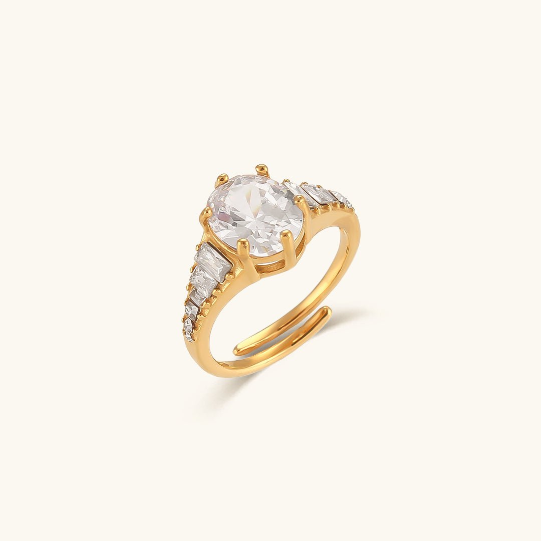 Syllia Diamond Ring in Gold
