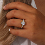 Syllia Diamond Ring in Gold