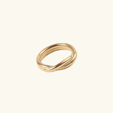 Viola Twisted Ring in Gold